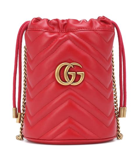 gucci bucket bag red